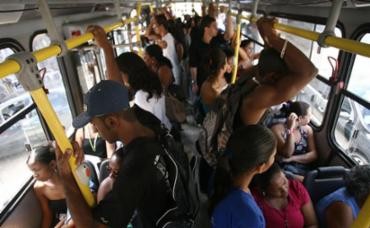 370_onibus-lotado-salvador-coletivo_1476973